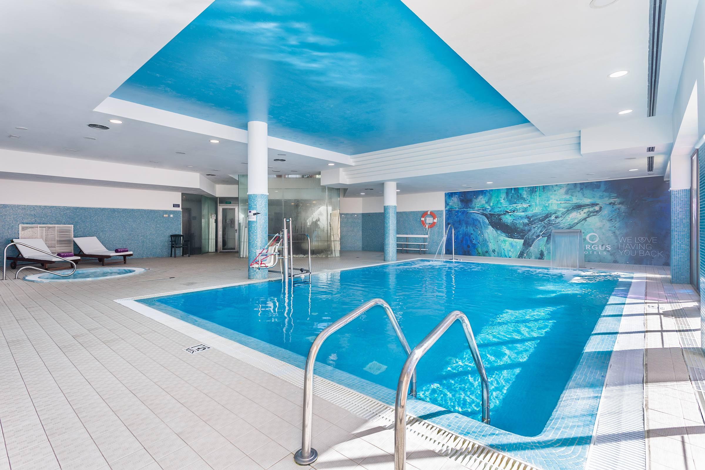 Vell Mari Hotel & Resort 坎皮卡福特 外观 照片