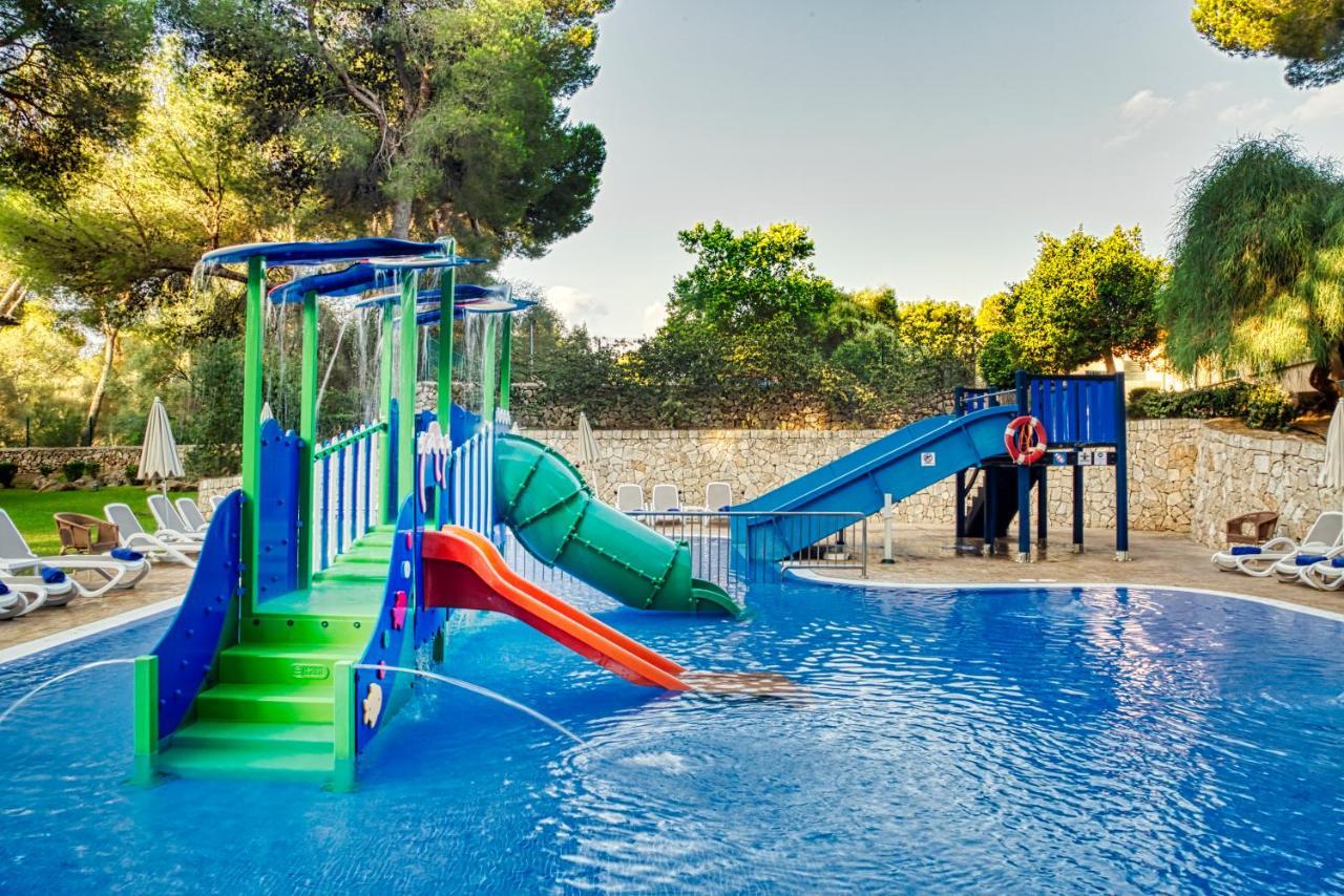 Vell Mari Hotel & Resort 坎皮卡福特 外观 照片