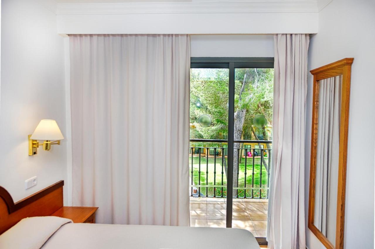 Vell Mari Hotel & Resort 坎皮卡福特 外观 照片